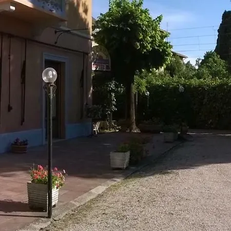 Florida House Bed & Breakfast 3*