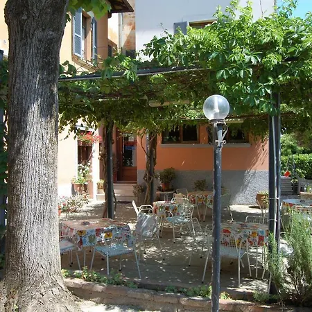 Florida House Couette-café Passignano sul Trasimeno